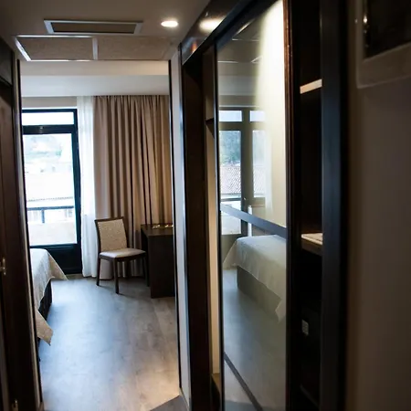 蒙蒂玛尔酒店 酒店 利亚内斯