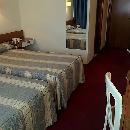 酒店 蒙蒂玛尔酒店 利亚内斯